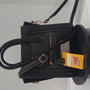 SALE! ✅ Valentino LEIDY Leather Contrast Stitching Bag BLACK✨ NWT + DUST BAG